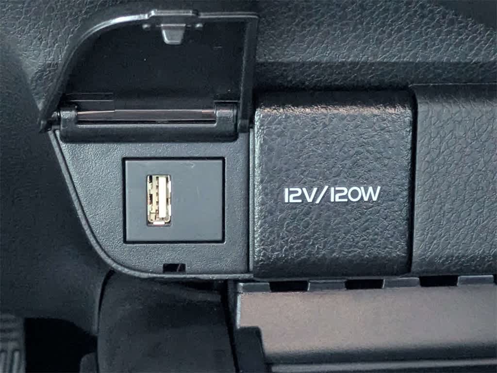 Thumbnail: 2023 Toyota Camry - 24