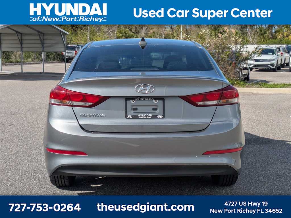 Thumbnail: 2017 Hyundai Elantra - 4