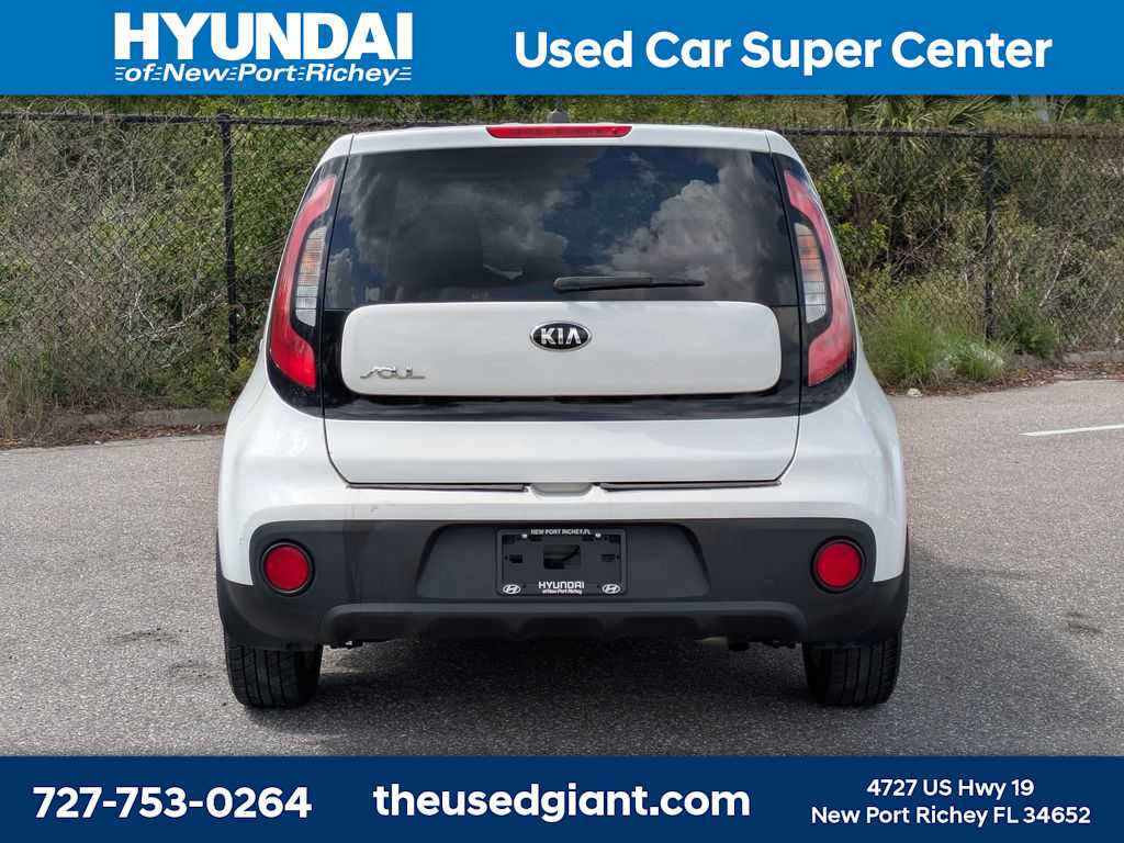 Thumbnail: 2017 Kia Soul - 4