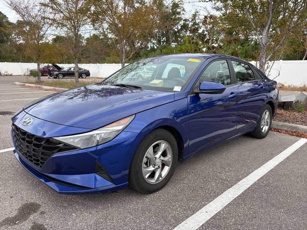 Used 2021 Hyundai Elantra SE Sedan