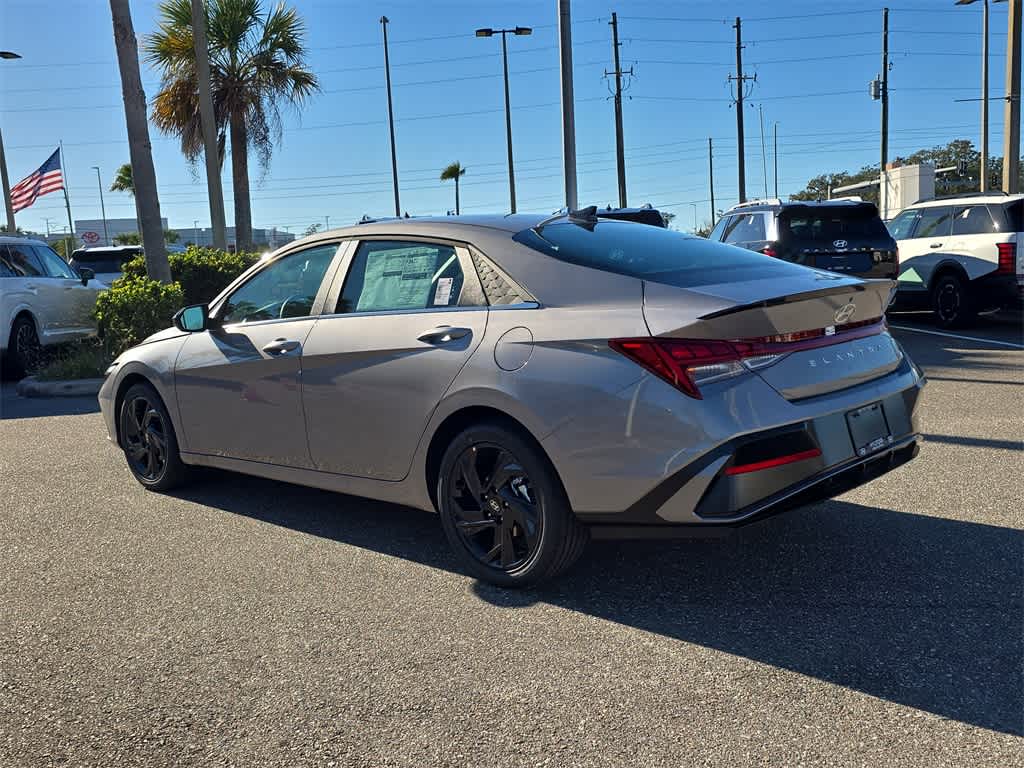 Thumbnail: 2026 Hyundai Elantra - 4