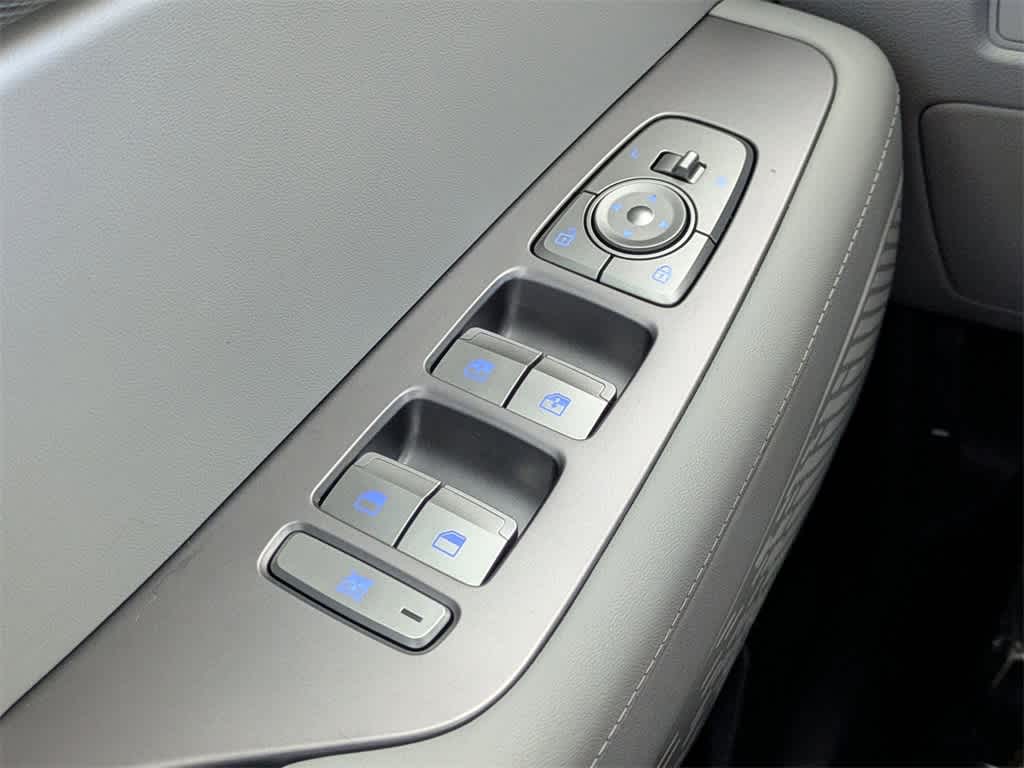 Thumbnail: 2022 Hyundai Palisade - 31