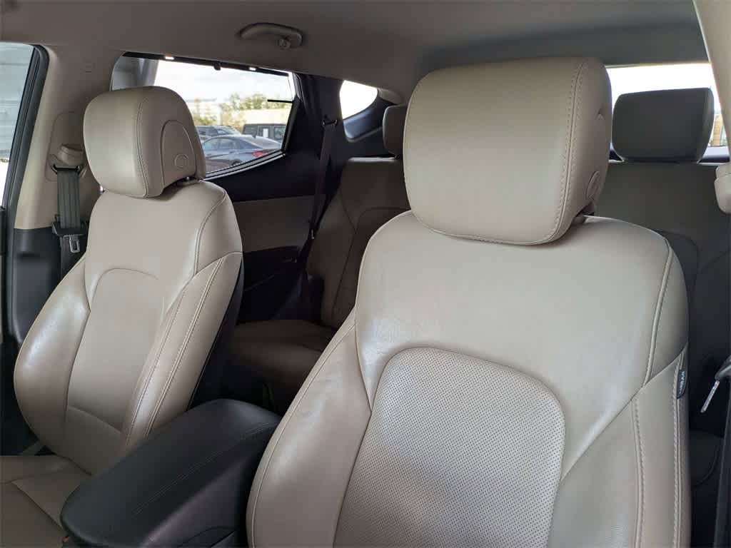 Thumbnail: 2017 Hyundai Santa Fe - 7