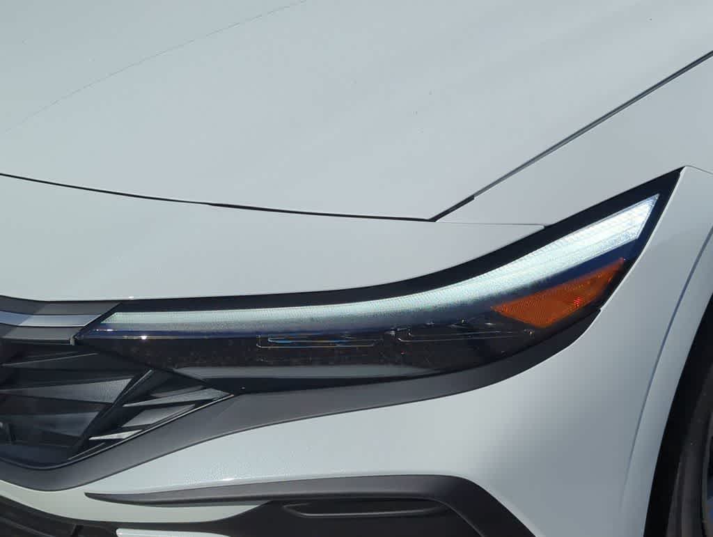 Thumbnail: 2026 Hyundai Elantra - 10