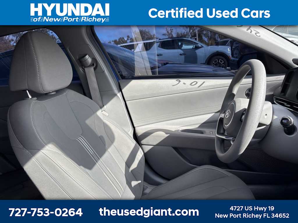 Thumbnail: 2023 Hyundai Elantra - 7