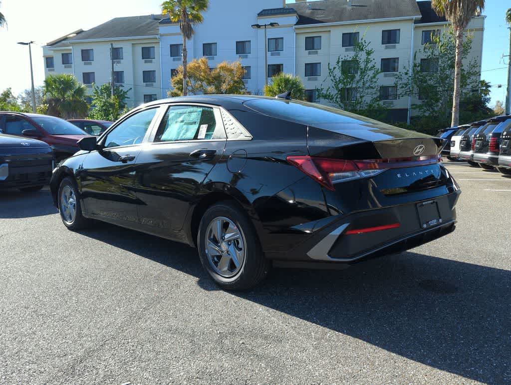 Thumbnail: 2026 Hyundai Elantra - 4