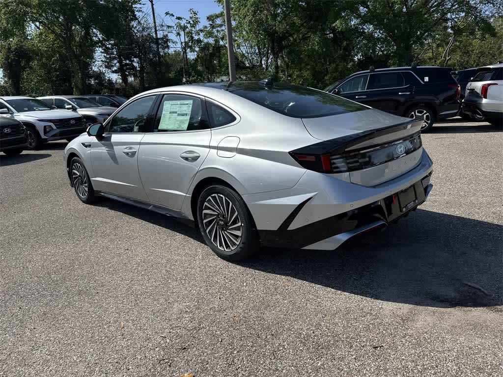Thumbnail: 2025 Hyundai Sonata - 3