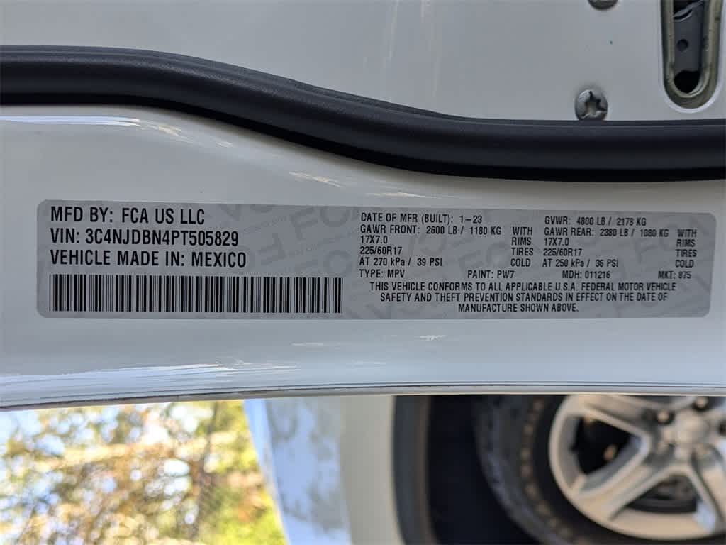 Thumbnail: 2023 Jeep Compass - 36