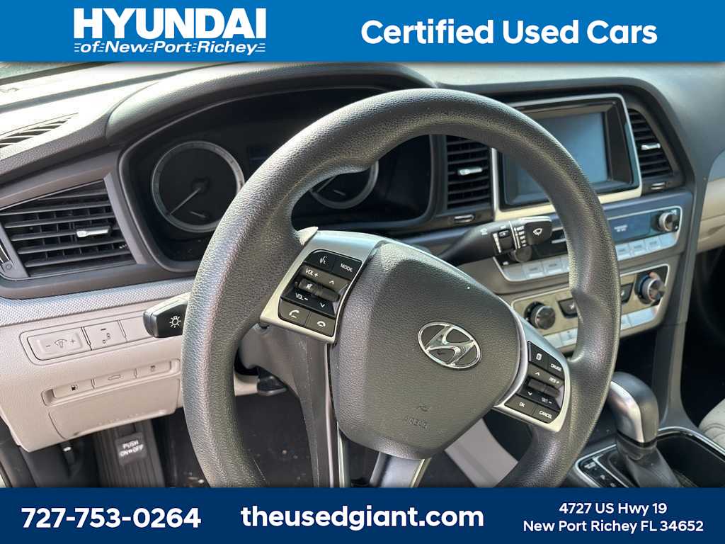 Thumbnail: 2019 Hyundai Sonata - 10