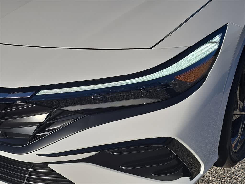 Thumbnail: 2026 Hyundai Elantra - 10