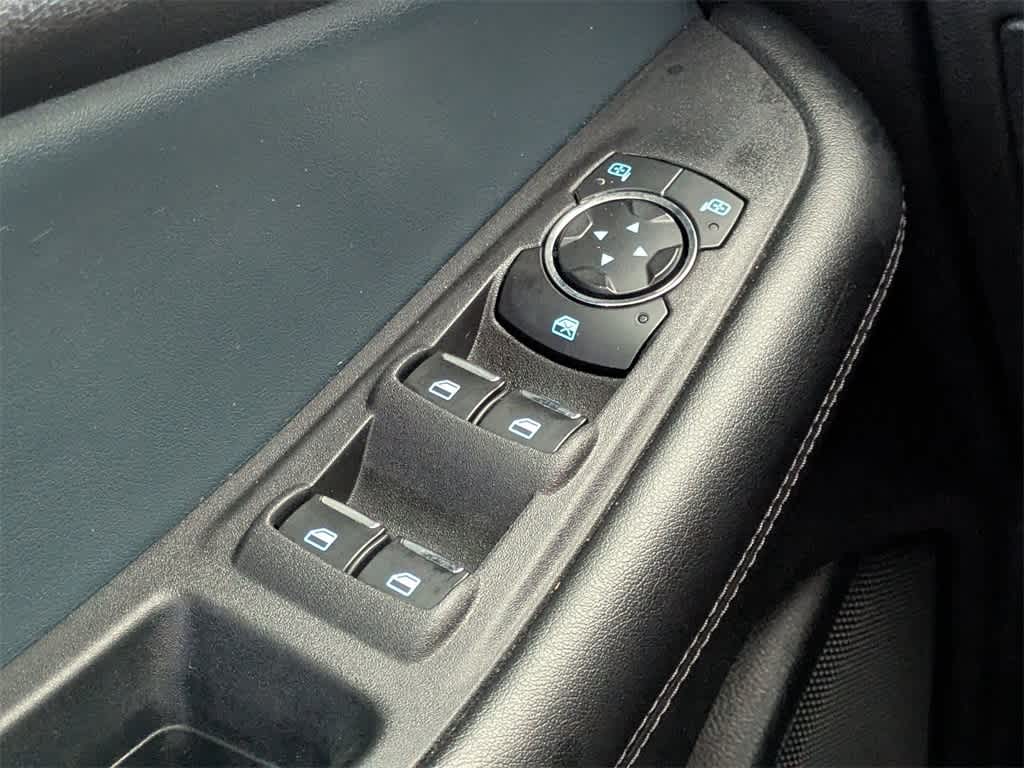 Thumbnail: 2023 Ford Edge - 33