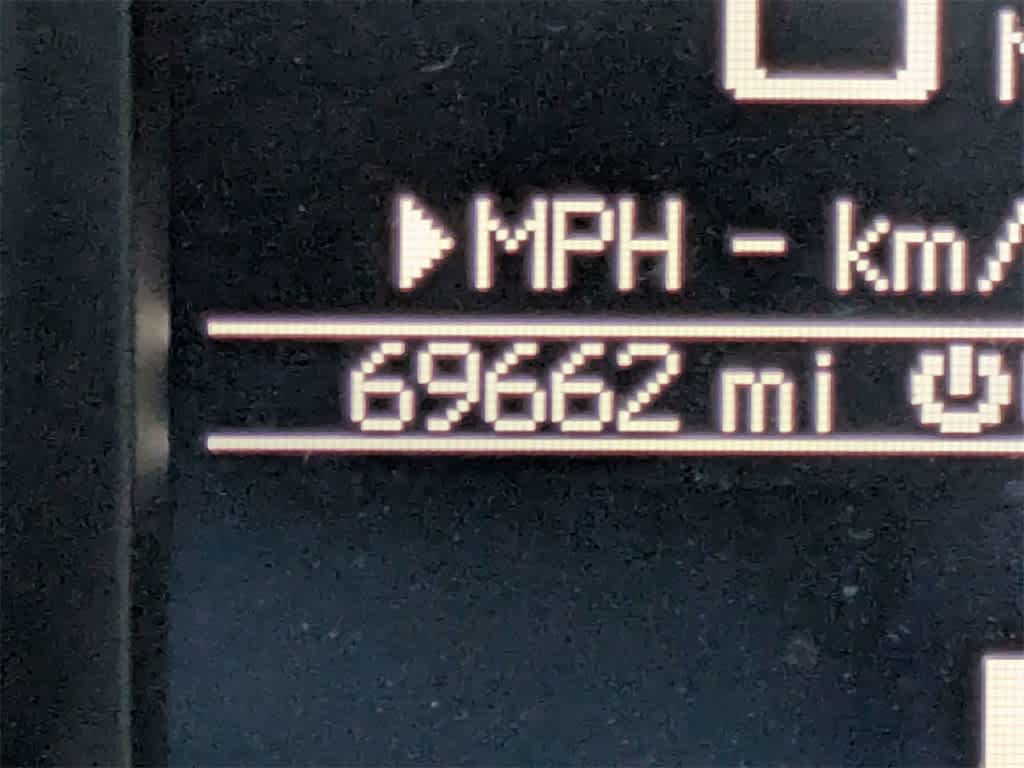 Thumbnail: 2012 Jeep Grand Cherokee - 32