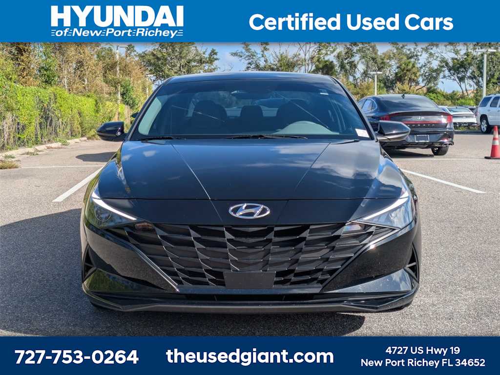 Thumbnail: 2023 Hyundai Elantra - 8