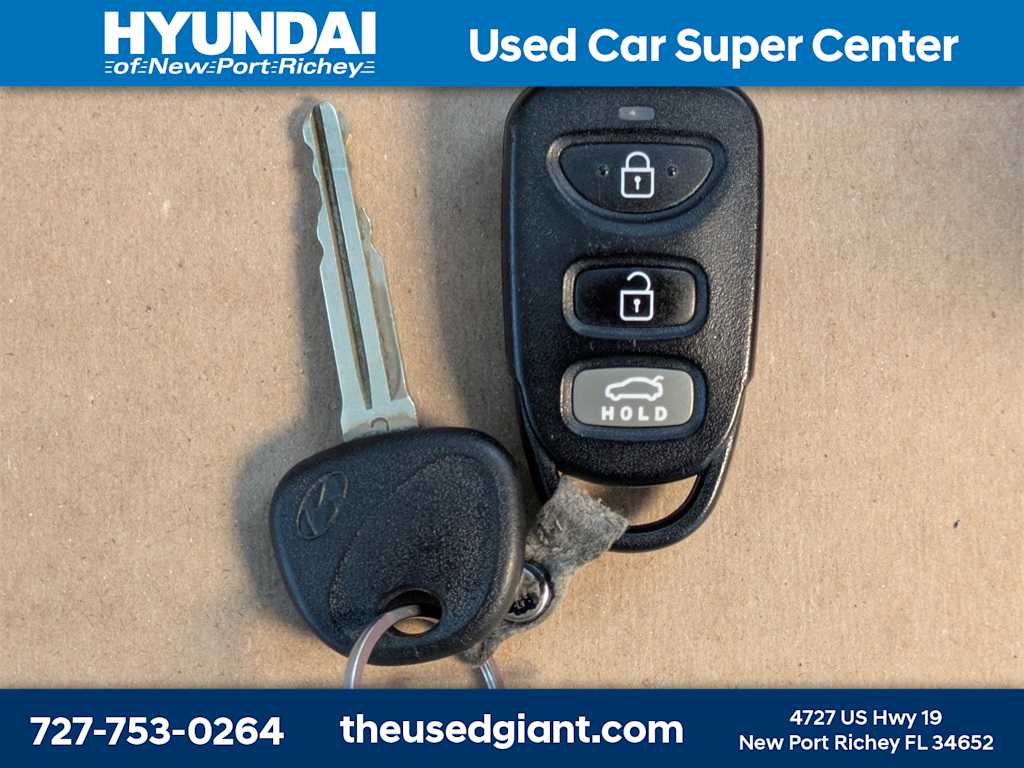 Thumbnail: 2017 Hyundai Elantra - 28