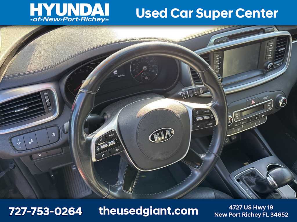 Thumbnail: 2019 Kia Sorento - 11