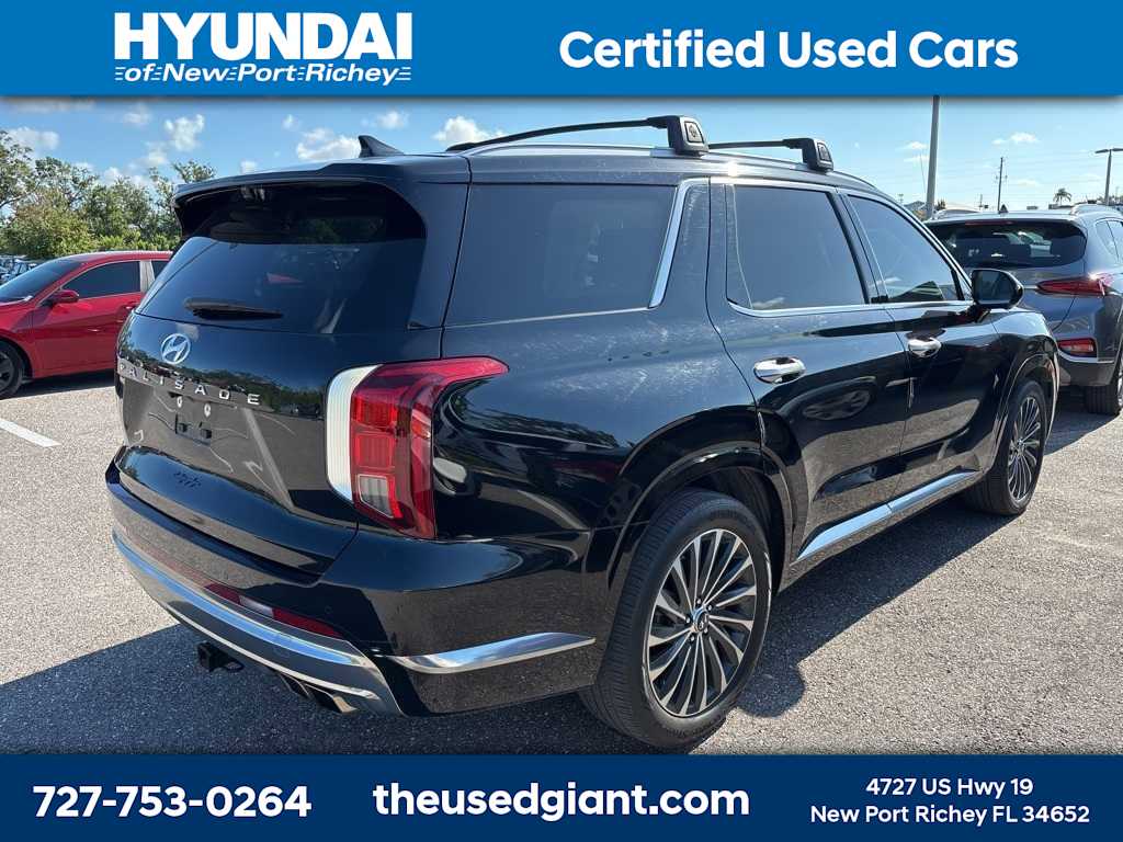 Thumbnail: 2023 Hyundai Palisade - 3