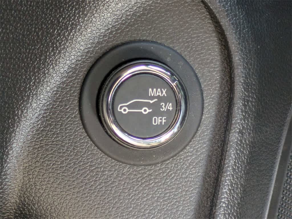 Thumbnail: 2022 Buick Encore GX - 32