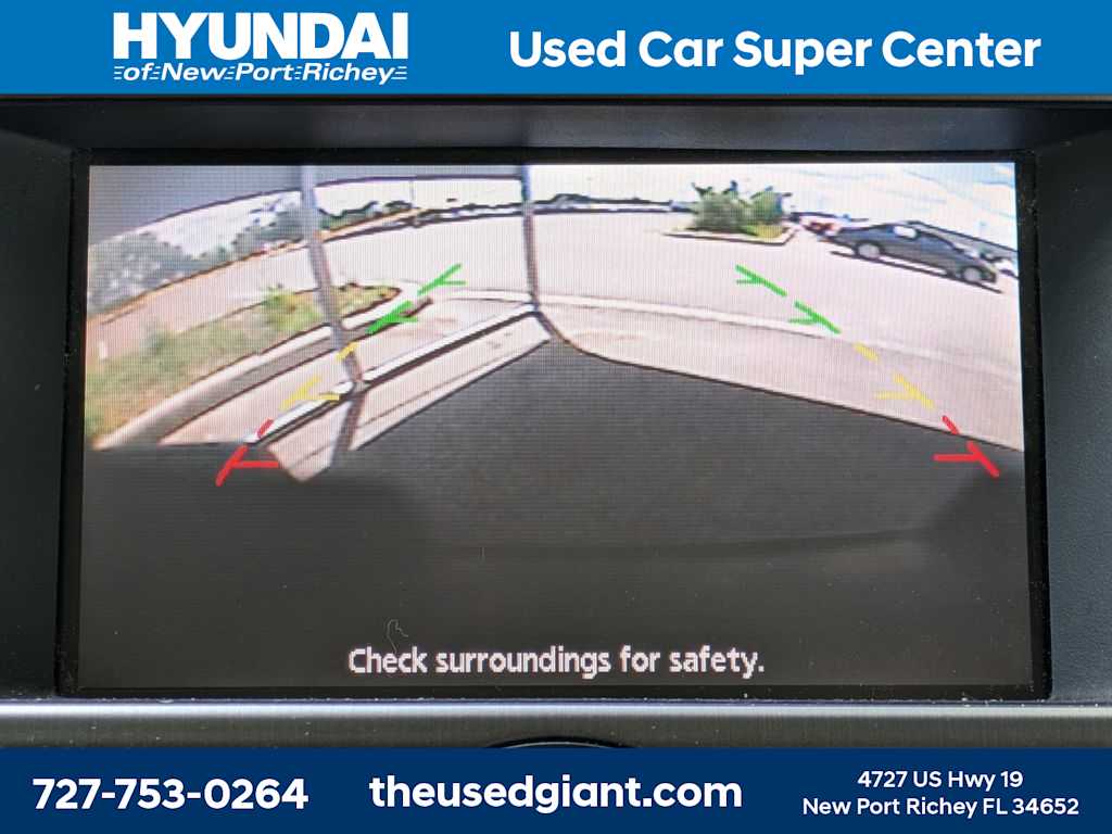 Thumbnail: 2014 Nissan Armada - 28