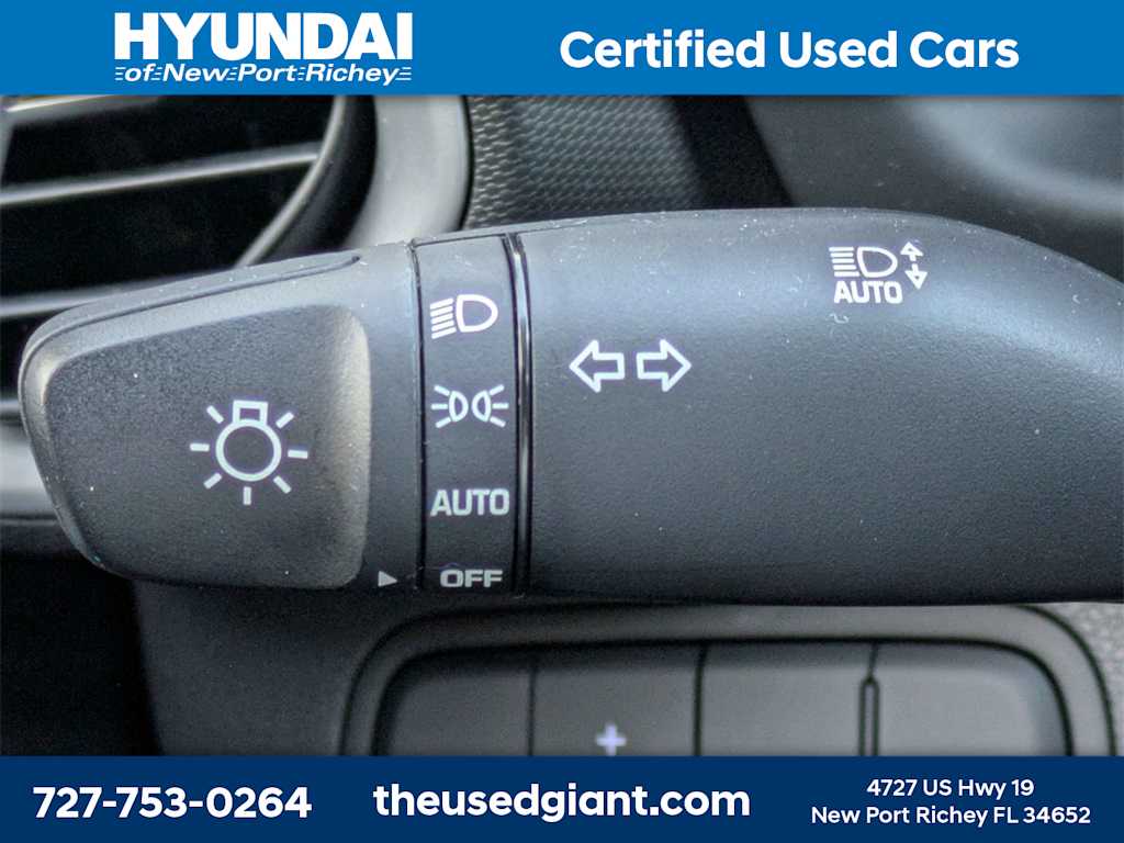 Thumbnail: 2024 Hyundai Venue - 28