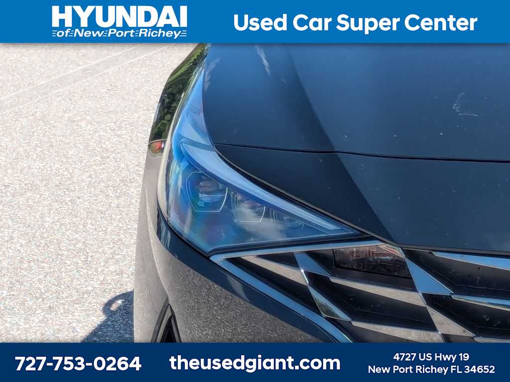 Thumbnail: 2023 Hyundai Elantra - 9