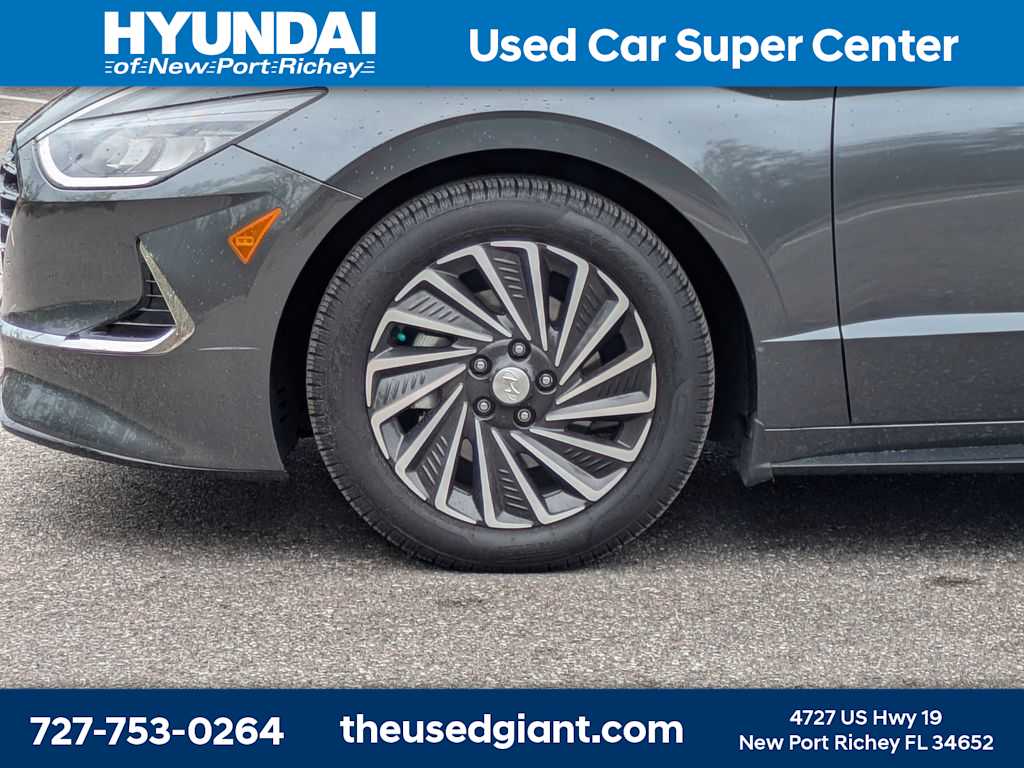 Thumbnail: 2023 Hyundai Sonata - 10