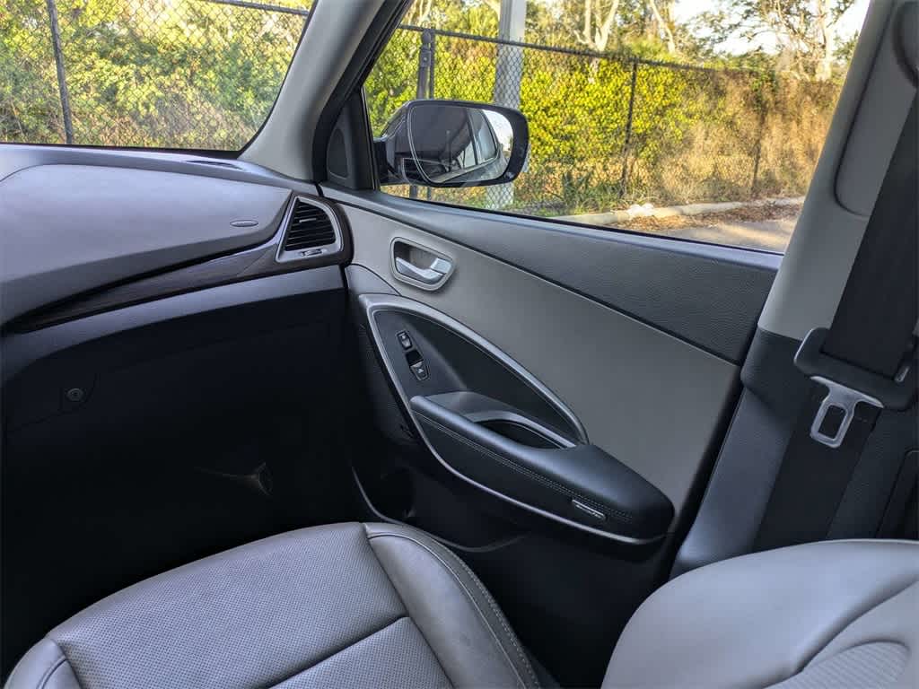 Thumbnail: 2017 Hyundai Santa Fe - 21