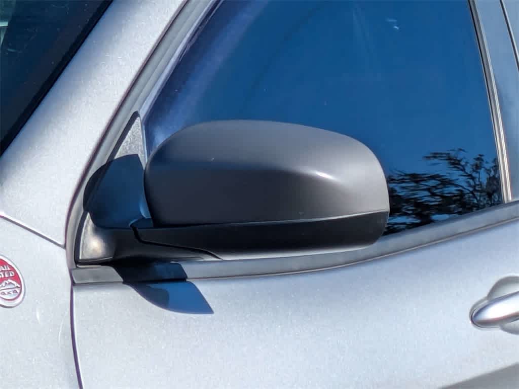 Thumbnail: 2017 Jeep Cherokee - 11