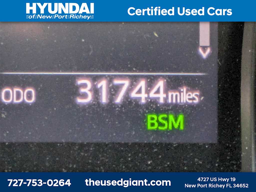 Thumbnail: 2019 Toyota Camry - 31