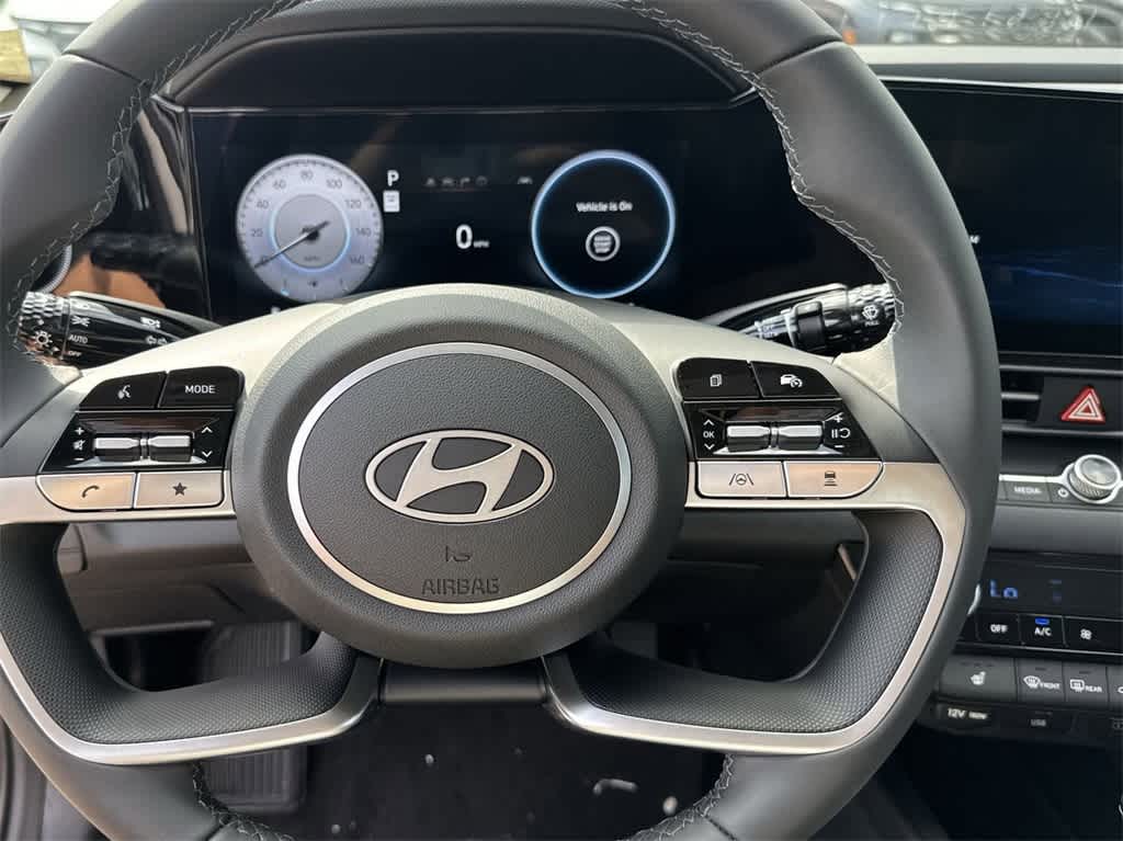 Thumbnail: 2025 Hyundai Elantra - 22