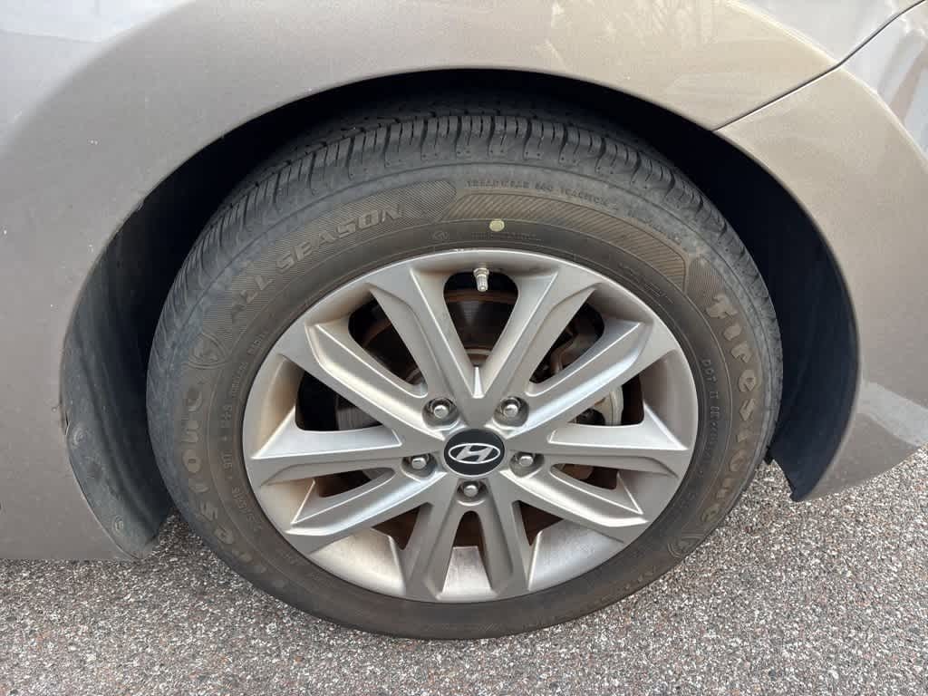 Thumbnail: 2014 Hyundai Elantra - 5