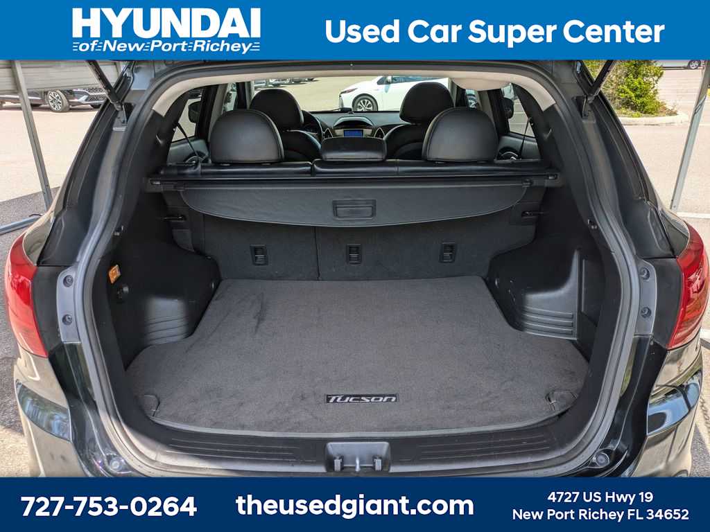 Thumbnail: 2013 Hyundai Tucson - 12