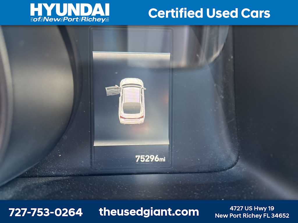 Thumbnail: 2022 Hyundai Elantra - 8