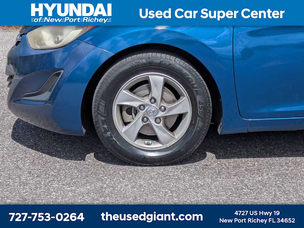 Thumbnail: 2015 Hyundai Elantra - 10