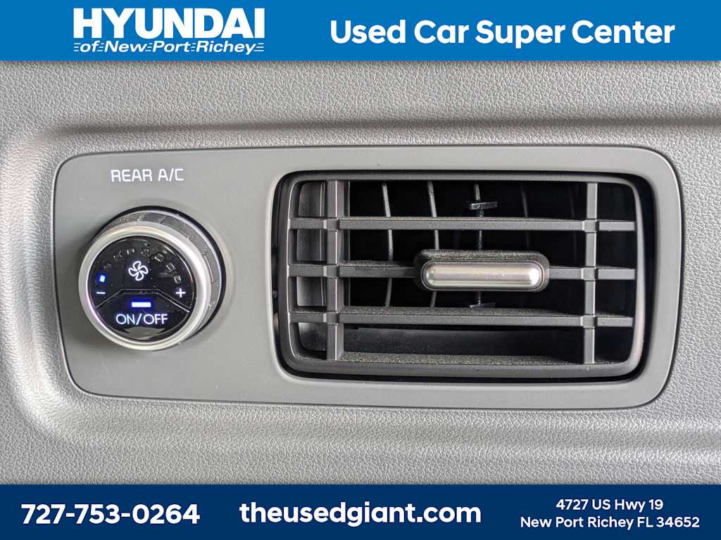 Thumbnail: 2024 Hyundai Santa Fe - 16