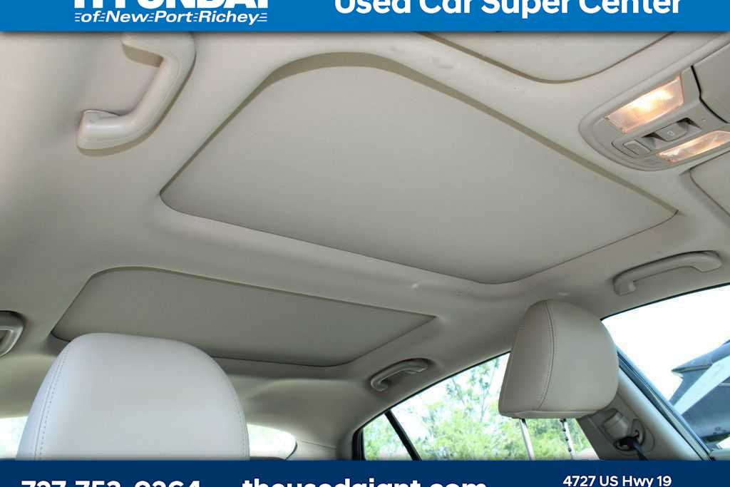 Thumbnail: 2014 Kia Optima - 9