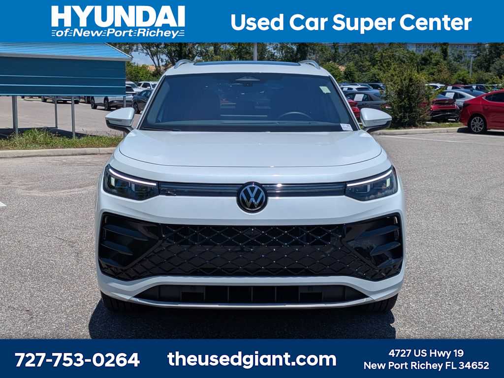 Thumbnail: 2025 Volkswagen Tiguan - 8