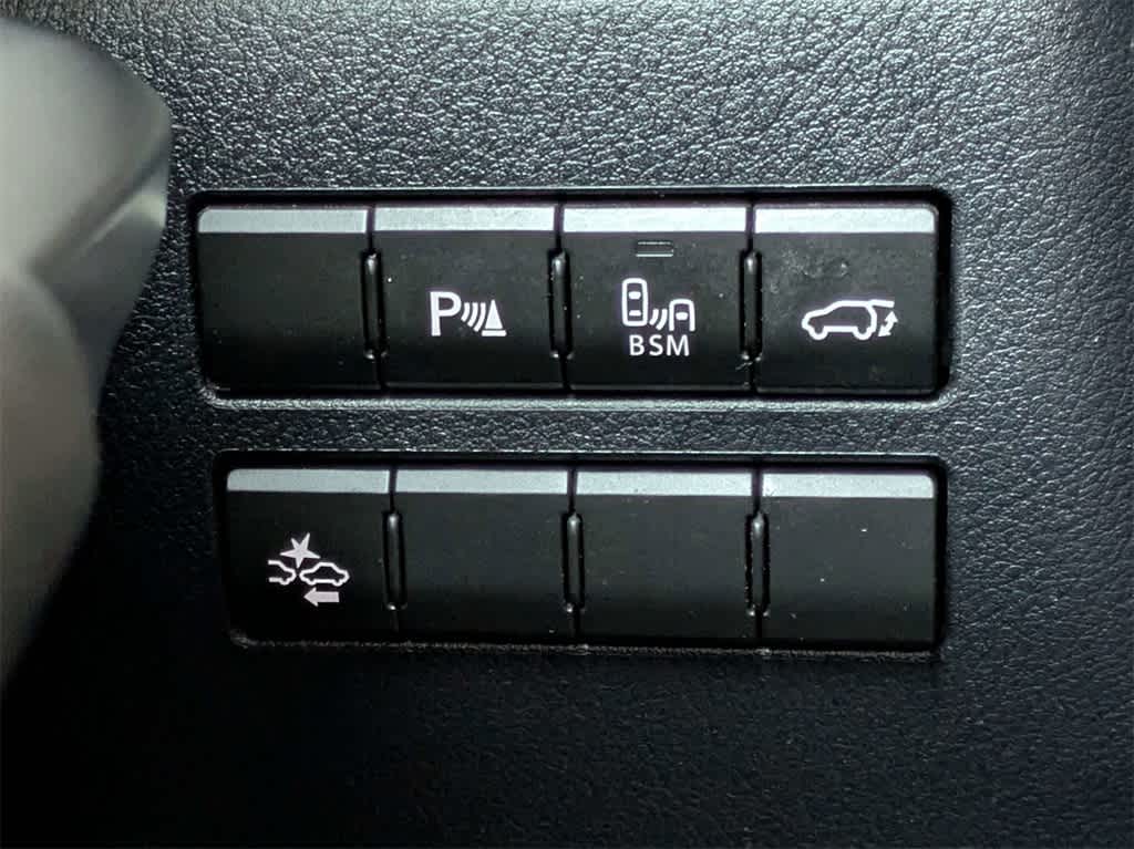 Thumbnail: 2017 Lexus NX - 31