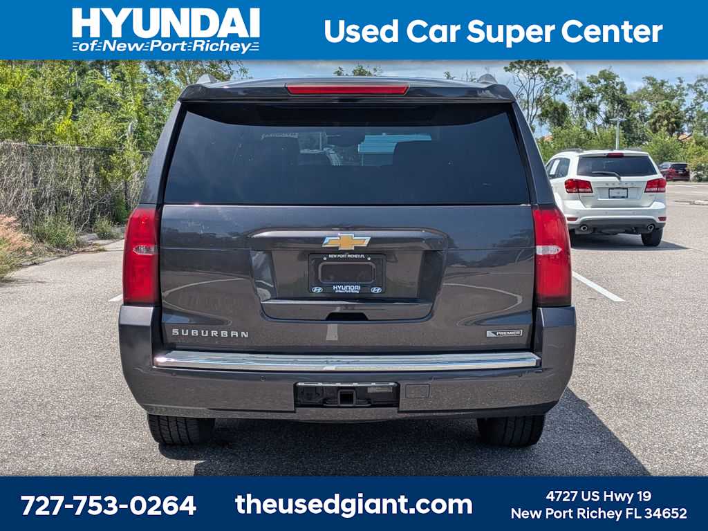 Thumbnail: 2018 Chevrolet Suburban - 4