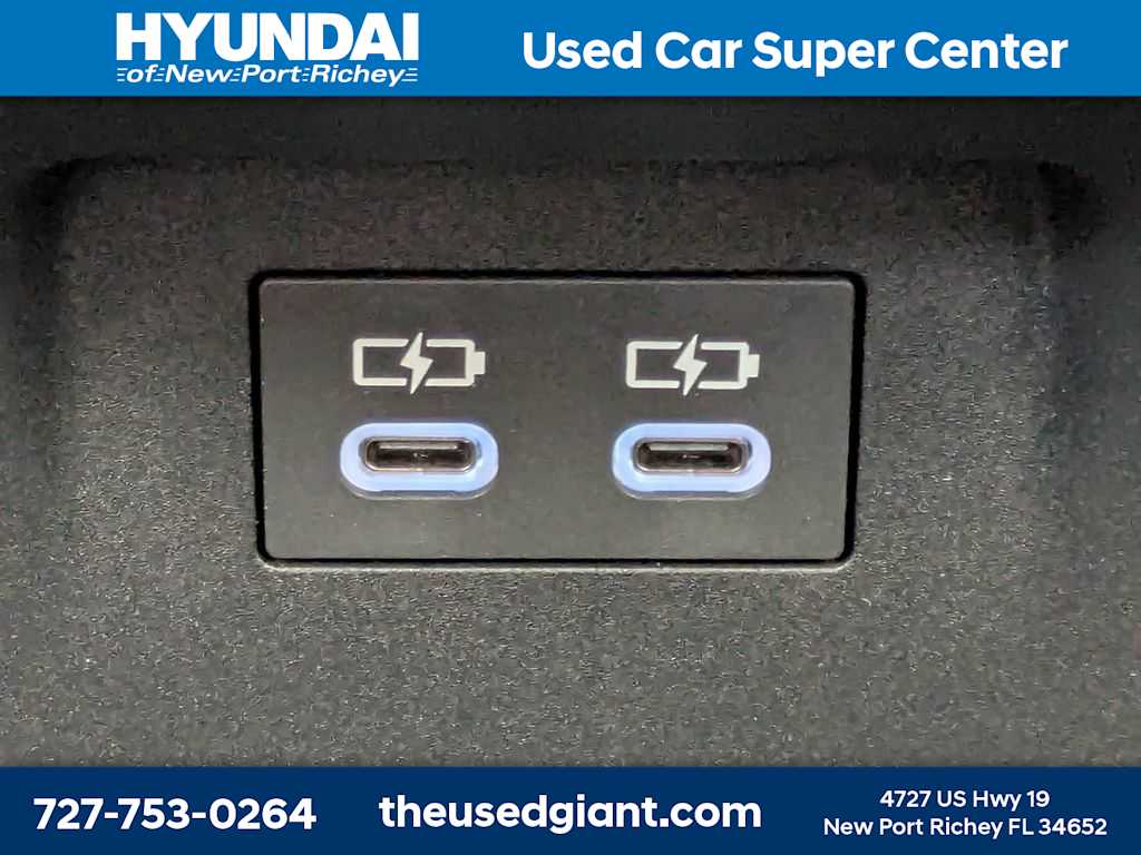 Thumbnail: 2024 Toyota Prius - 16