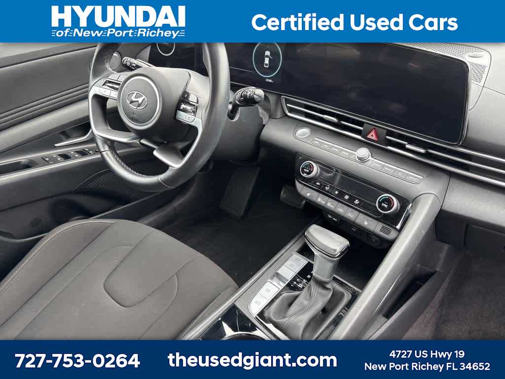 Thumbnail: 2023 Hyundai Elantra - 6