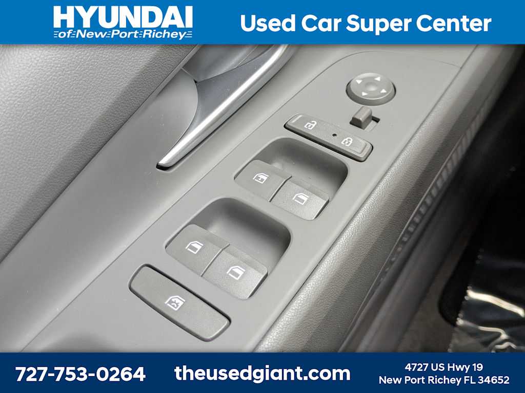 Thumbnail: 2023 Hyundai Elantra - 23