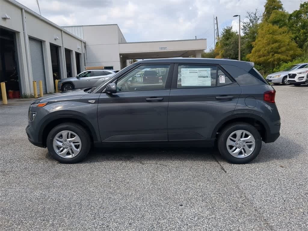 New 2026 Hyundai Venue SE SUV