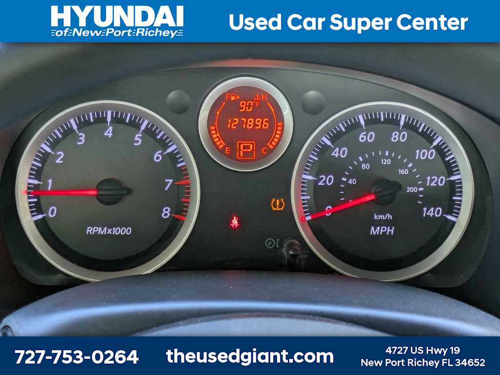 Thumbnail: 2012 Nissan Sentra - 27