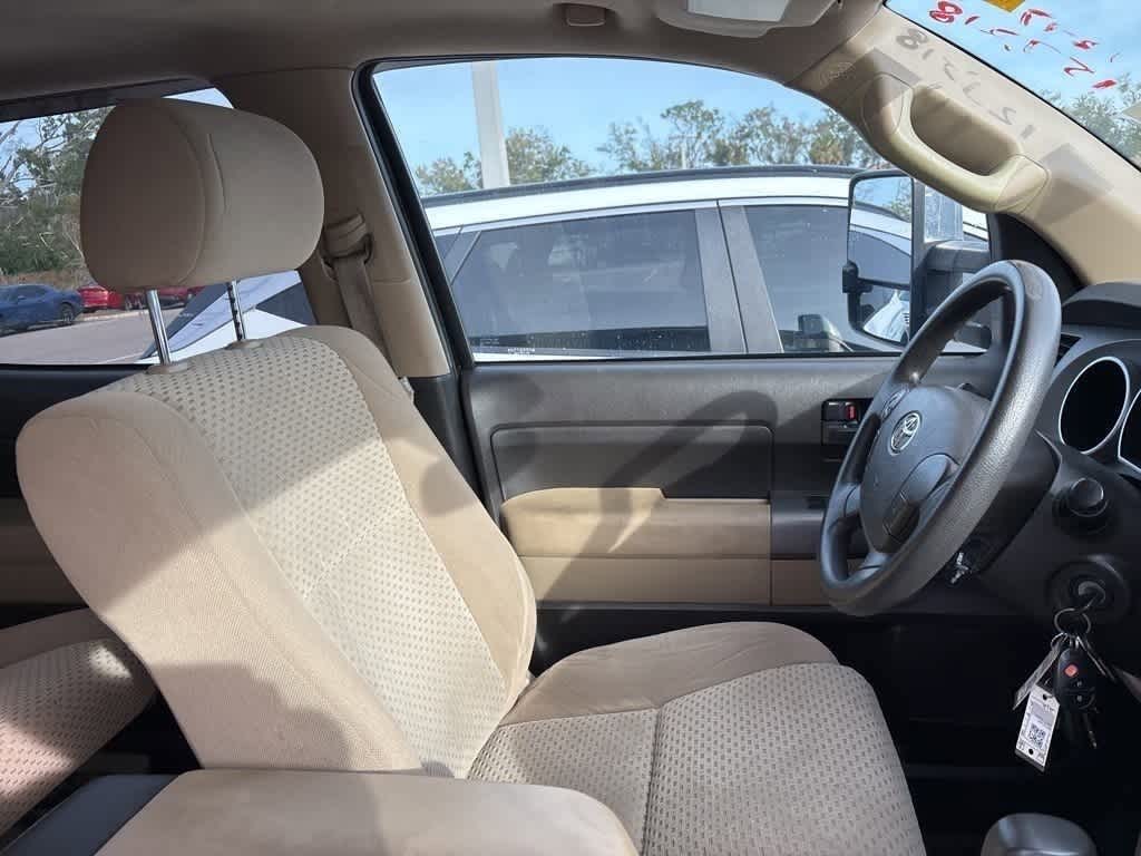 Thumbnail: 2011 Toyota Tundra - 11