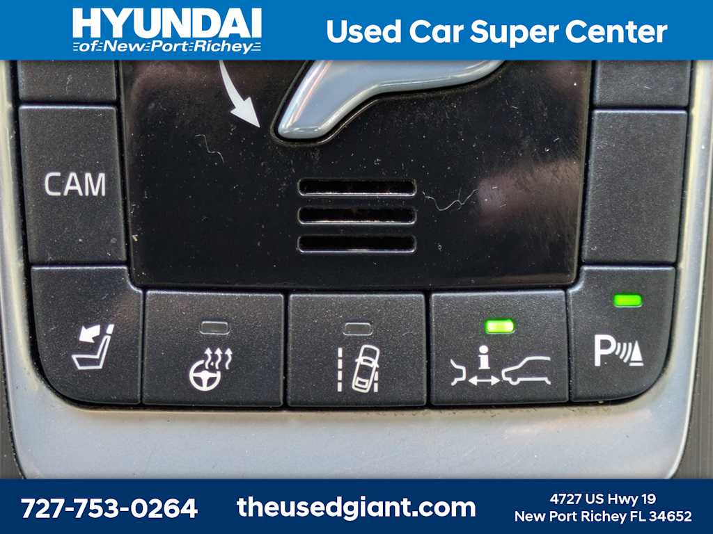 Thumbnail: 2015 Volvo XC60 - 28