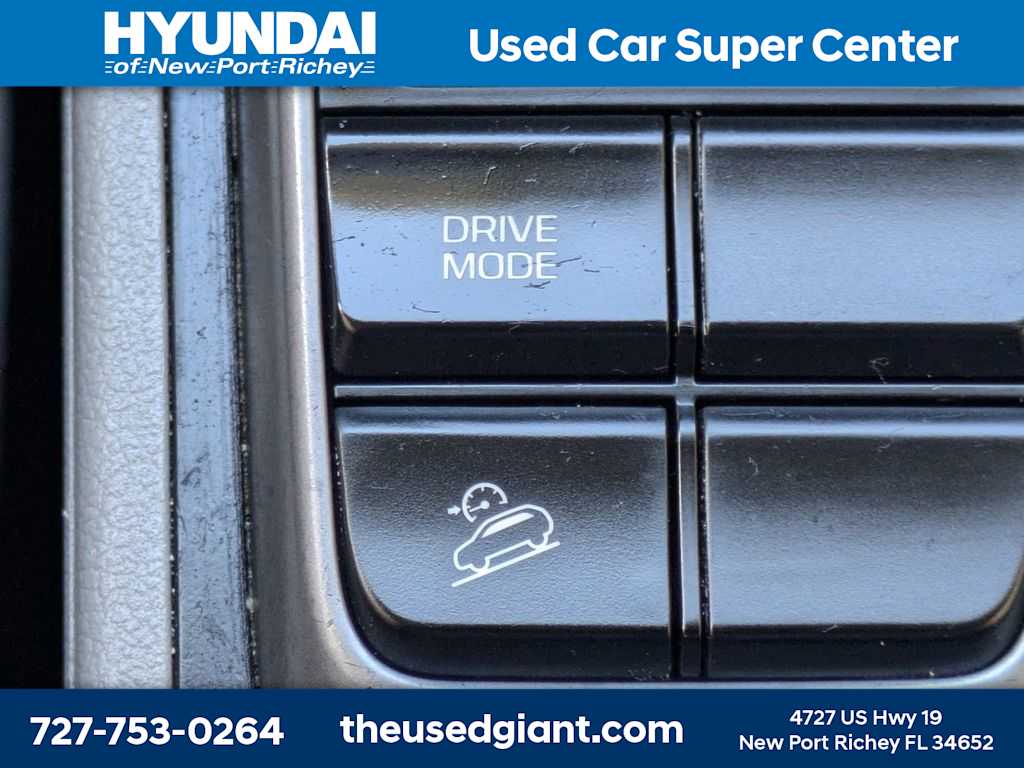 Thumbnail: 2016 Hyundai Tucson - 23