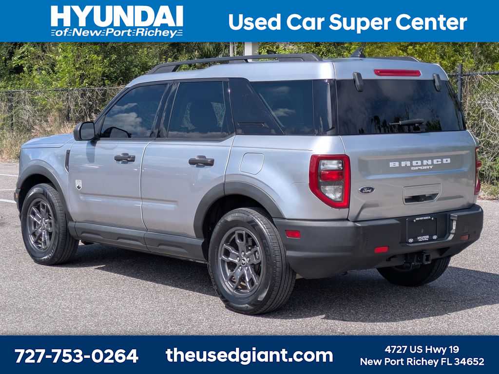 Thumbnail: 2021 Ford Bronco Sport - 3