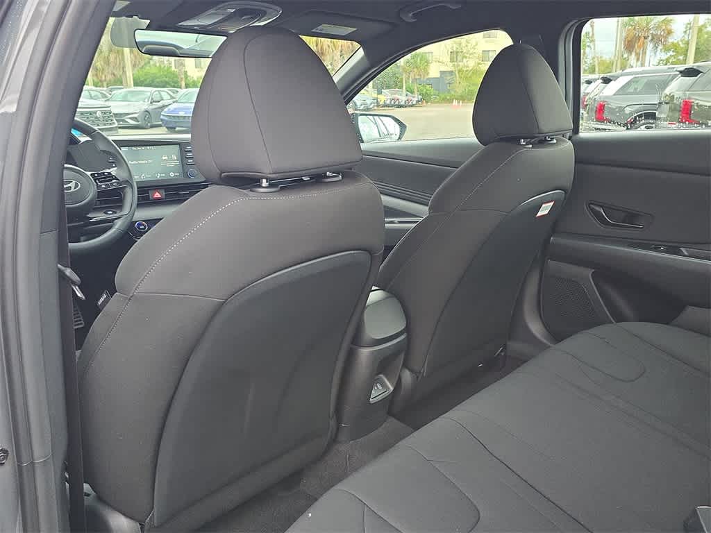 Thumbnail: 2026 Hyundai Elantra - 18