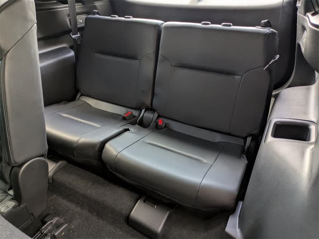 Thumbnail: 2022 Mitsubishi Outlander - 17