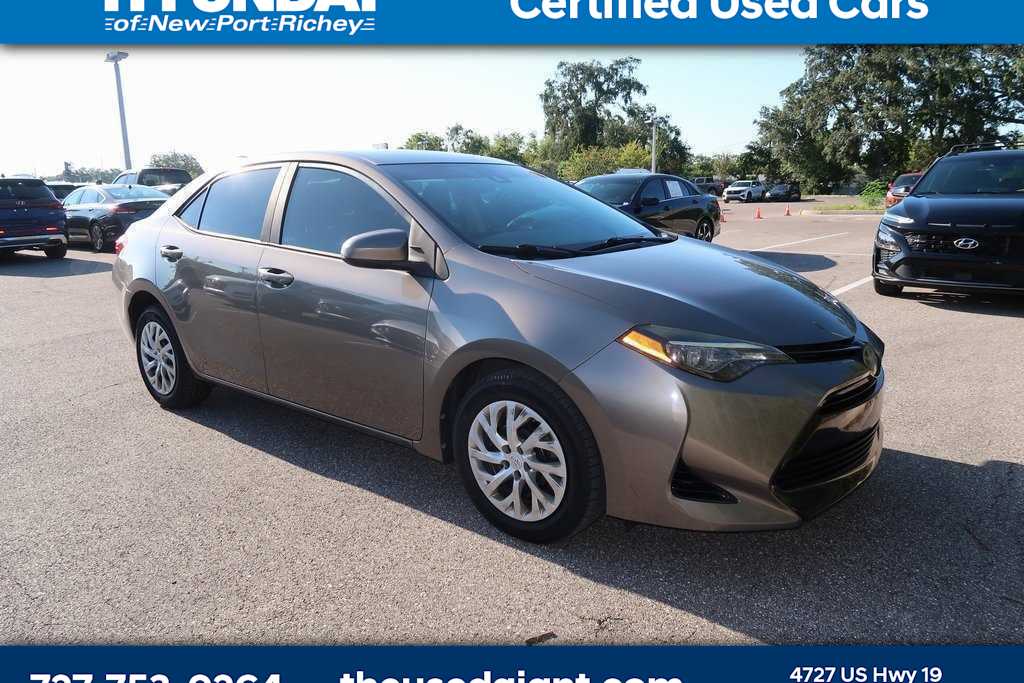 Thumbnail: 2018 Toyota Corolla - 3